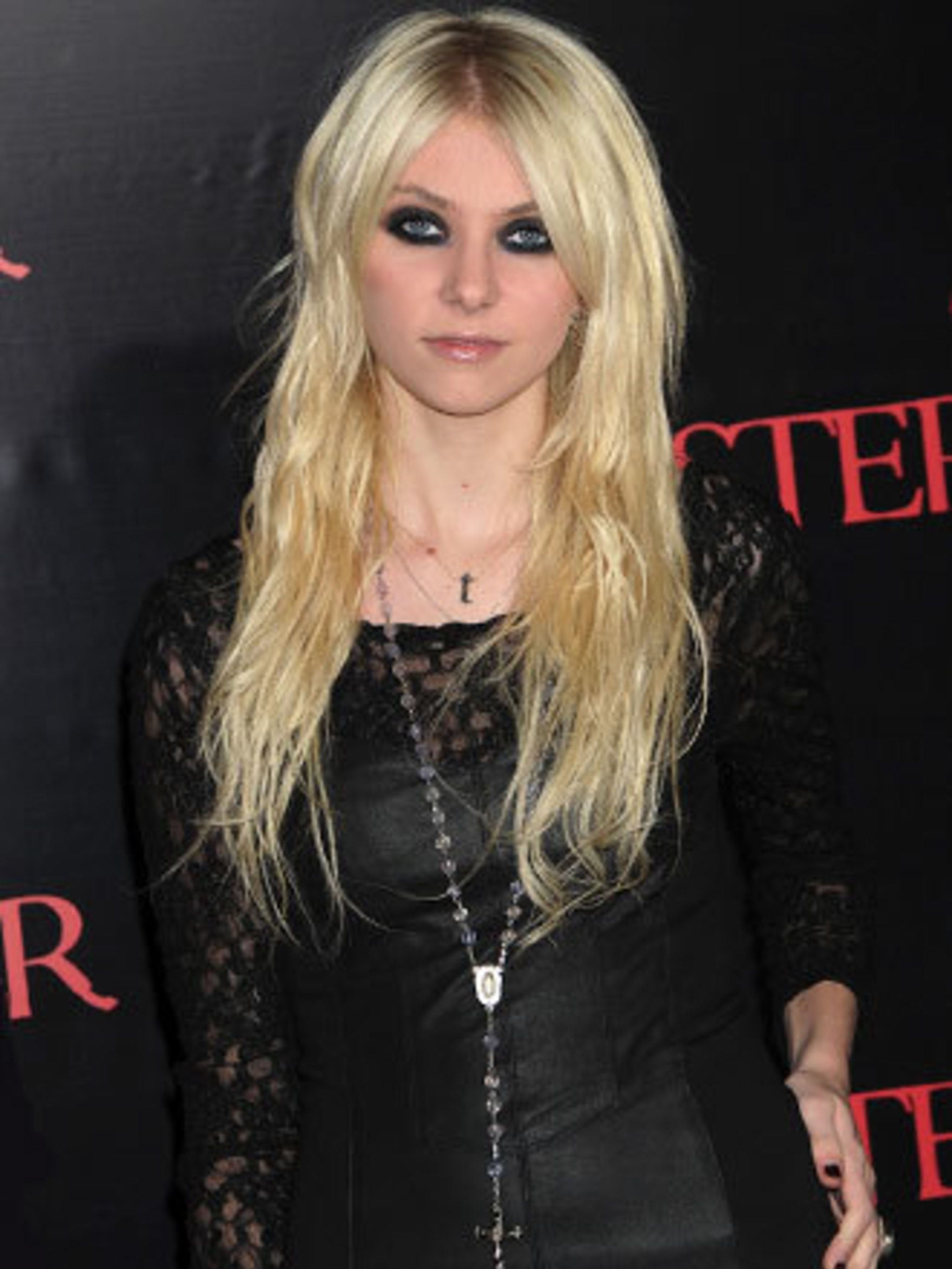 Taylor Momsen hair