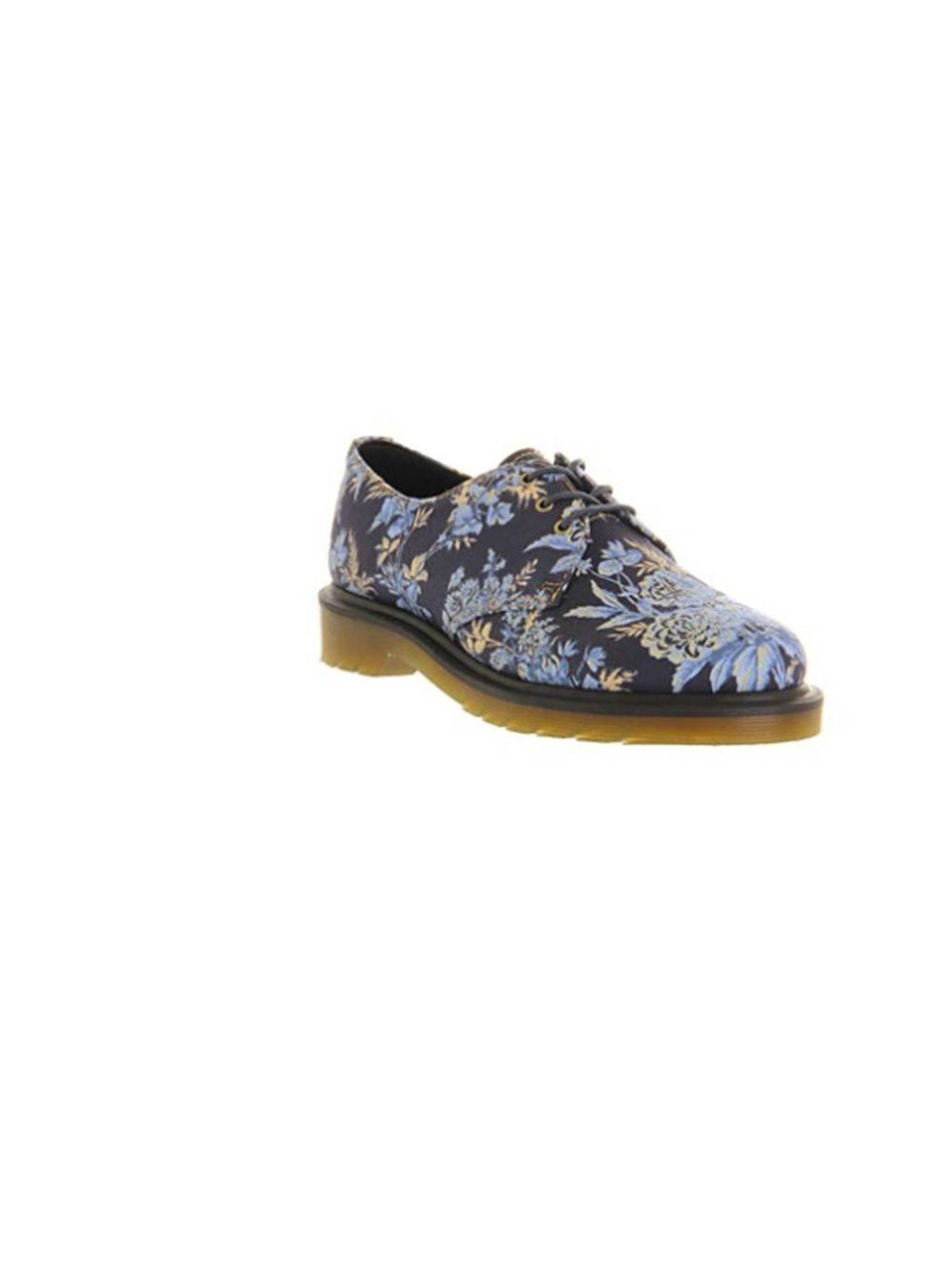 <p><a href="http://store.drmartens.co.uk/p-8737-dr-martens-briar-shoe.aspx">Dr Martens</a>, 1461 Shoe, £80</p>