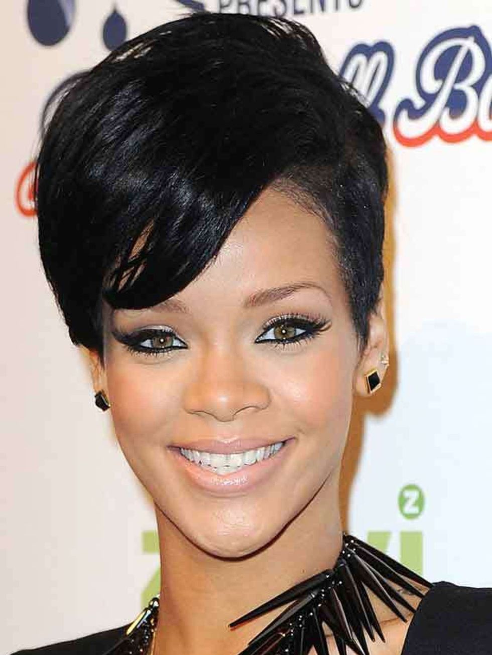 <p><a href="http://www.elleuk.com/starstyle/style-files/%28section%29/Rihanna">Rihannas</a> edgy cut is perfect for <a href="http://www.elleuk.com/elletv/%28channel%29/TRENDS/%28playlist%29/trends-a-w-2009/%28video%29/trends-a-w-2009-you-sexy-punk">a/w09