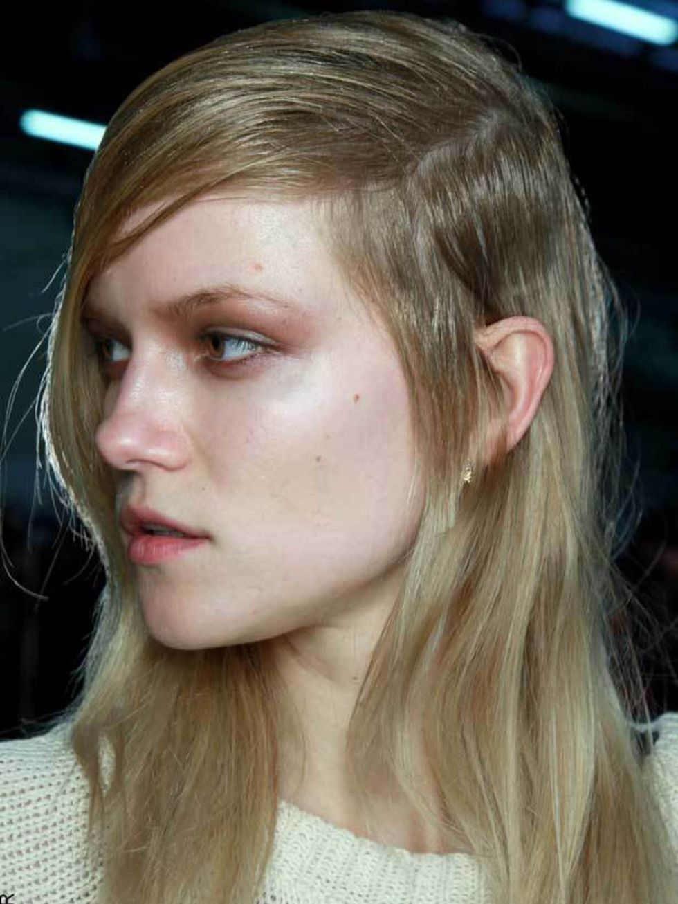 <p>Grunge is back for autumn/winter 2010. Stylists at <a href="http://www.elleuk.com/catwalk/collections/alexander-wang/">Alexander Wang</a> and <a href="http://www.elleuk.com/catwalk/collections/louise-goldin/">Louise Goldin</a> took inspiration from the