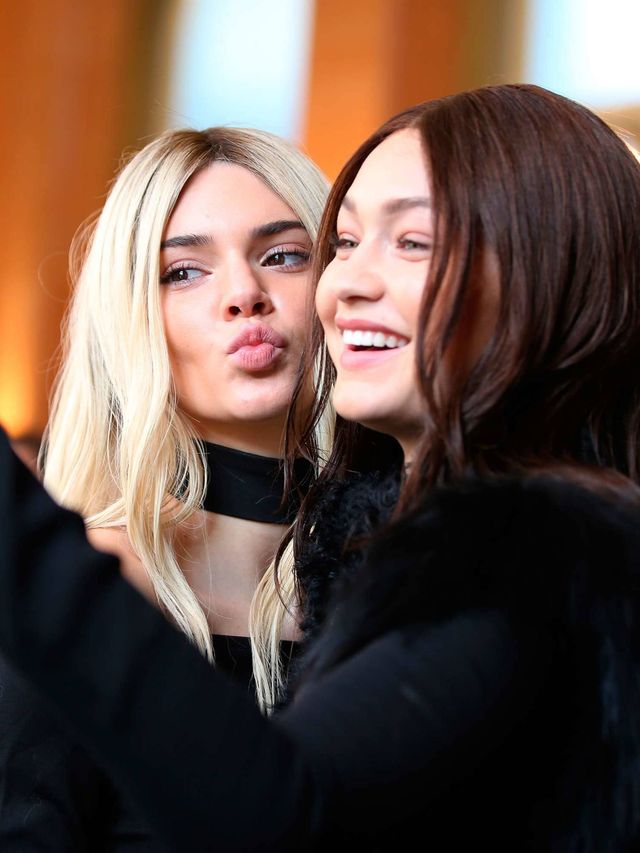 gigi-hadid-backstage-at-balmain-autumn-winter-2016-getty-thumb