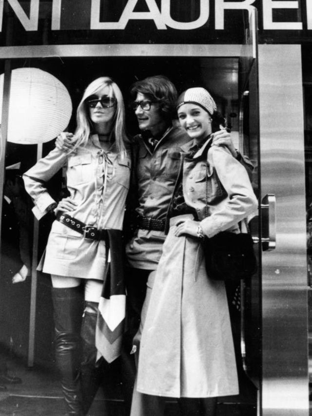 <p>Loulou de la Falaise (R) with YSL and Betty Catroux at the opening of his London boutique</p>
