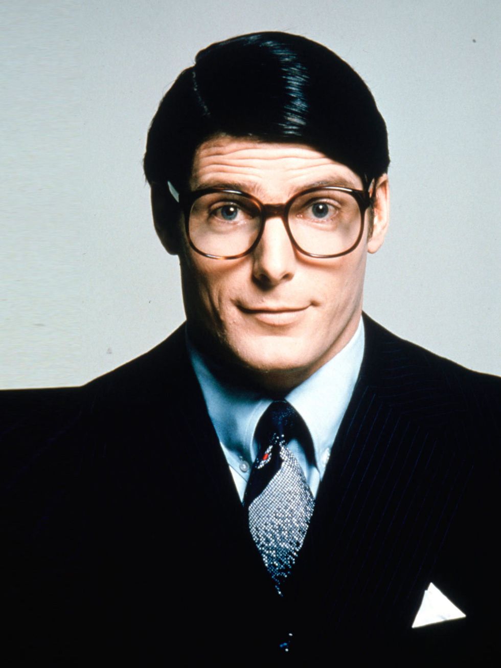 <p>Christopher Reeve styling out geek chic before it was even a thing</p>