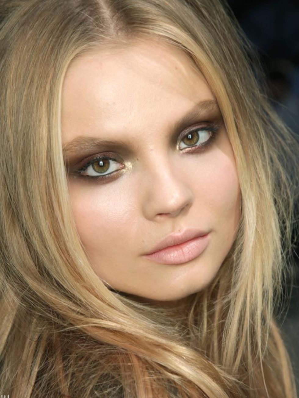 <p><strong>The look: </strong>Autumnal shades reigned supreme on the catwalks. Coffee, mushroom, taupe and khaki hues were chosen over greys and blacks to create smoky eyes from subtle to sultry.</p><p><strong>Seen at:</strong> Chloe, Anna Sui and Roberto