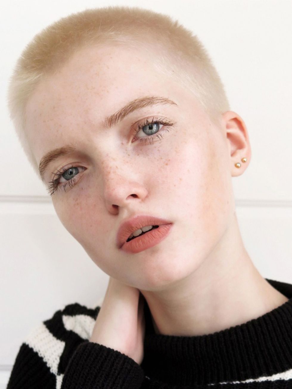 <p><strong>Ruth Bell</strong></p>

<p>Trademark: Buzz cut hair</p>

<p>SS16 Shows walked: 15</p>

<p>Highlights: Saint Laurent, Gucci, Lanvin, Versace</p>

<p>Follow her: @ruthnotmay</p>

<p>Why we love her: Ruth has had an amazing catwalk season and chan
