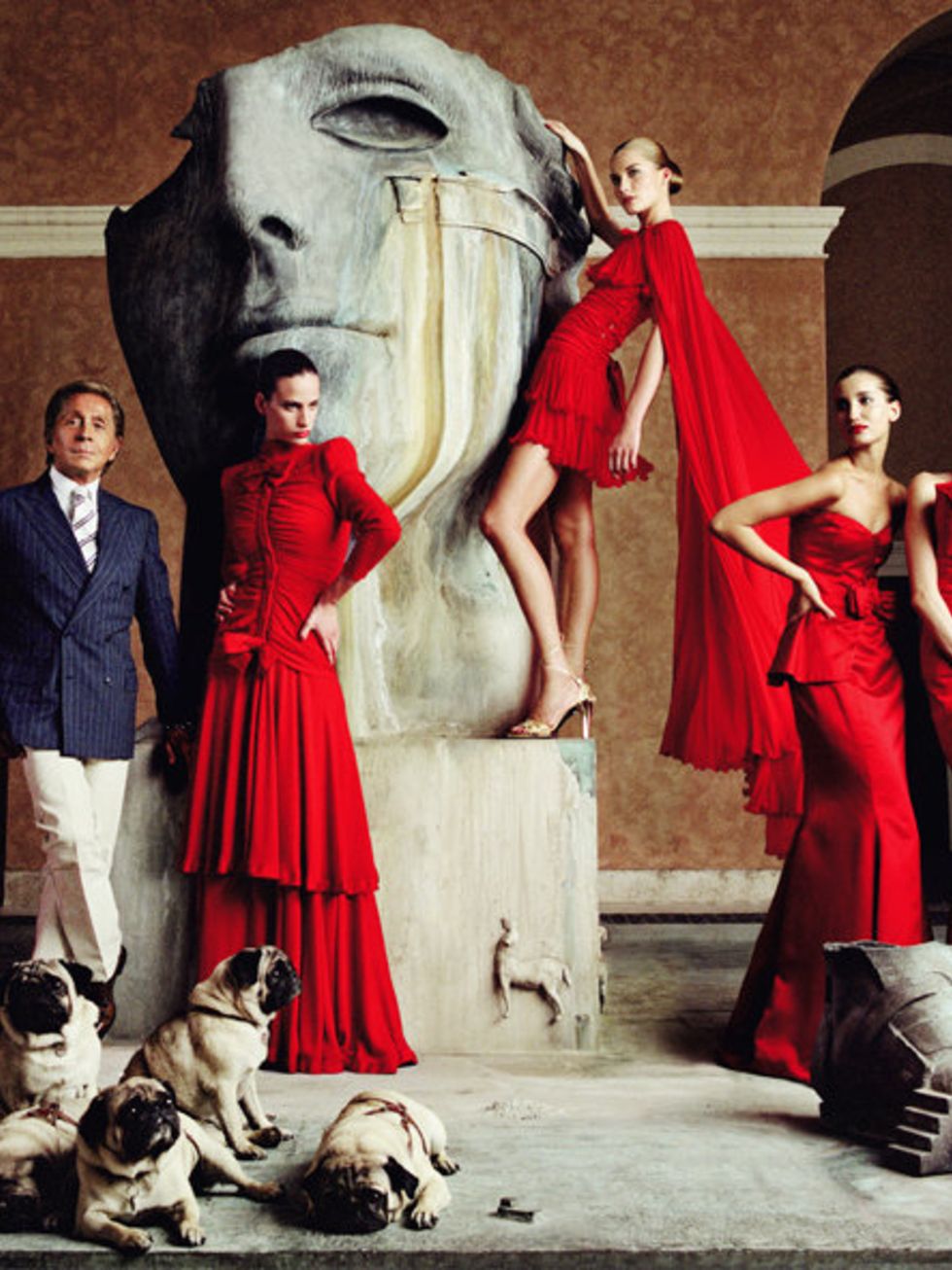 <p>Valentino with his models from 2007</p>