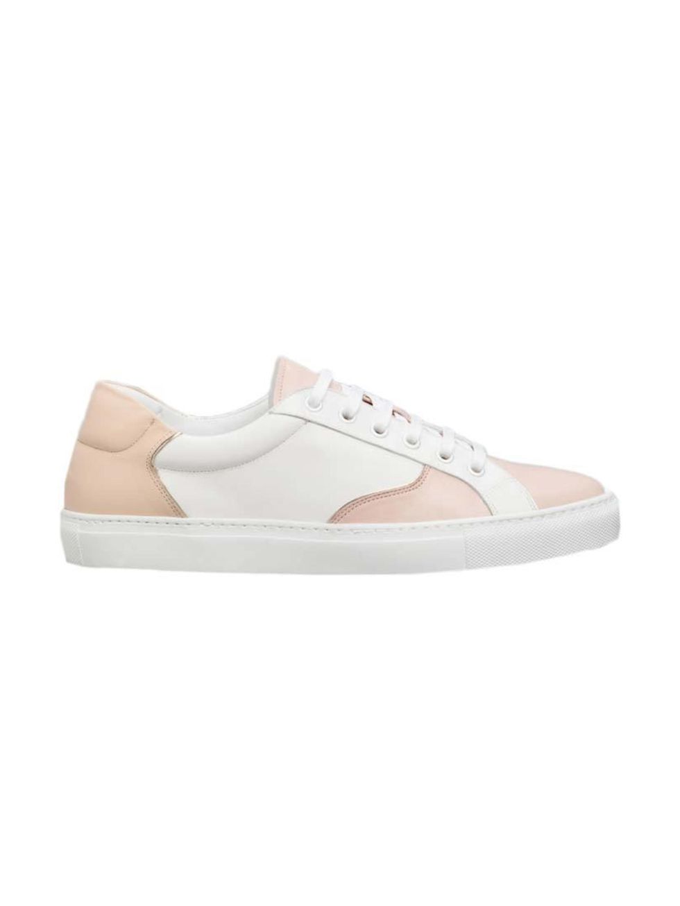 <p>Fashion Assistant Molly Haylor is a woman possessed when it comes to buying trainers.</p>

<p><a href="http://www.stories.com/gb/New_in/All_new_in/Gold_Trim_Leather_Sneakers/591727-101829588.1" target="_blank">& Other Stories</a> trainers, £79</p>