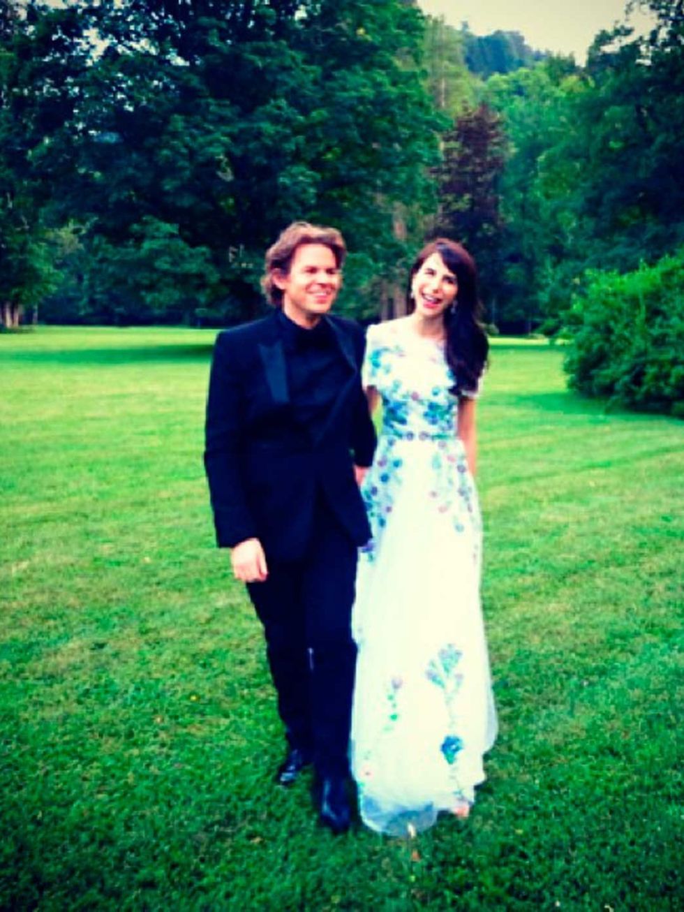 <p>'Lest we forget, every bride needs a fashion husband: Caro with (and wearing) Christopher Kane.'</p>