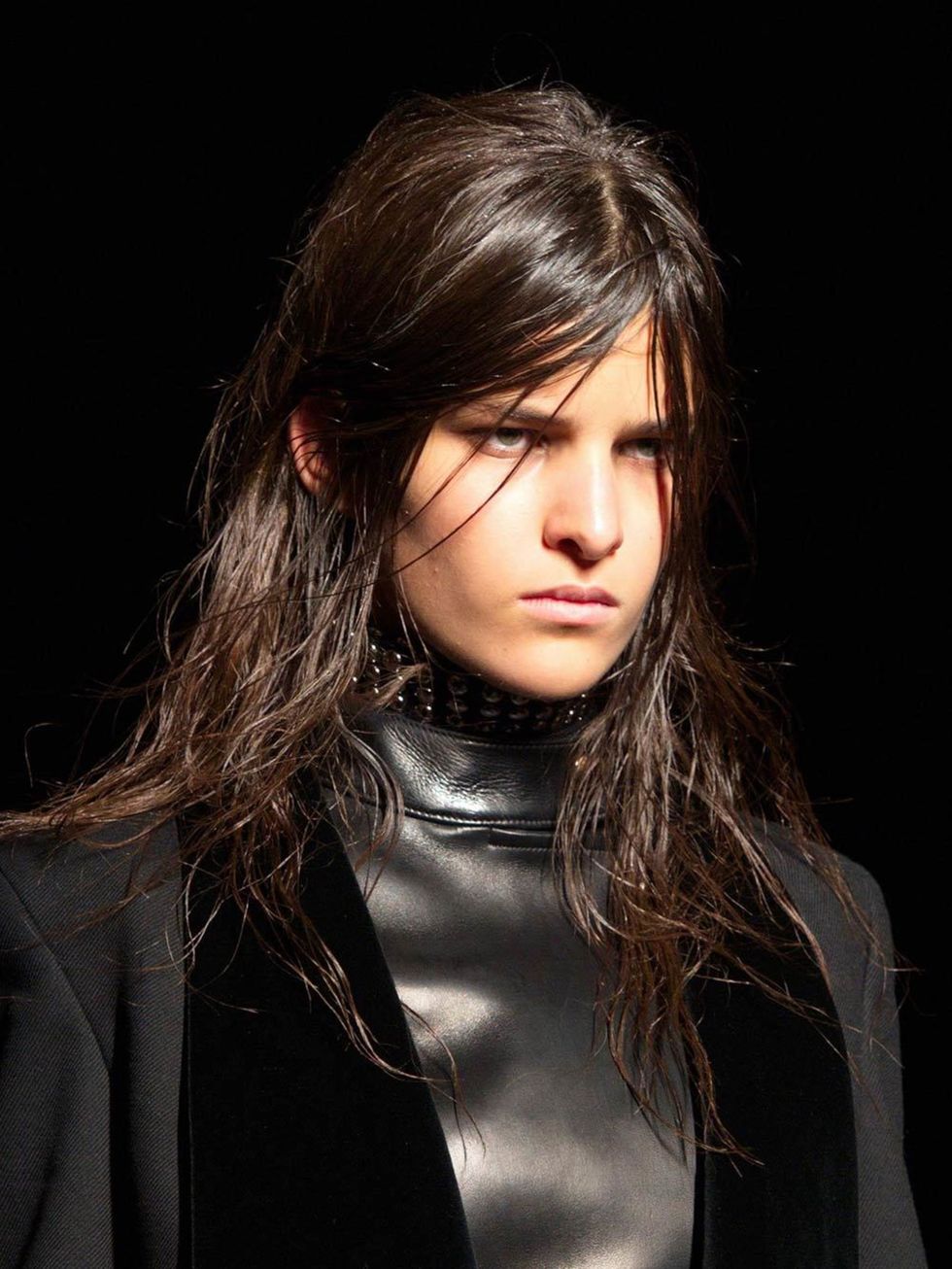 <p><strong><a href="http://www.elleuk.com/catwalk/alexander-wang/autumn-winter-2015">Alexander Wang</a></strong></p>

<p>The look: Nocturnal goth</p>

<p>Hair stylist: <a href="http://www.elleuk.com/beauty/the-beauty-experts-you-need-to-know-charlotte-til