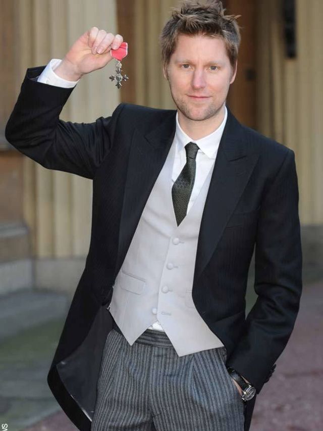 <p>The chief creative officer of <a href="http://www.elleuk.com/catwalk/collections/burberry-prorsum/spring-summer-2010/collection">Burberry</a> headed to Buckingham palace this morning to receive his MBE for services to the fashion industry, which was pr