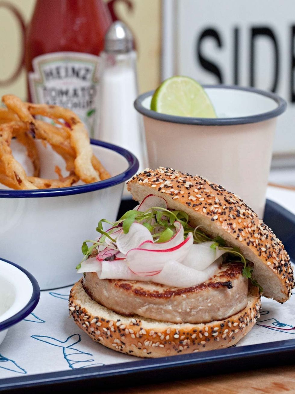 &lt;p&gt;&lt;strong&gt;Food: FISHbone Pop Up&lt;/strong&gt;&lt;/p&gt;&lt;p&gt;Opening next week, FISHbone is a pop-up diner situated at &lt;em&gt;Kensington Place &lt;/em&gt;which offers a range of unique fish and seafood dishes including Scallopdog with 