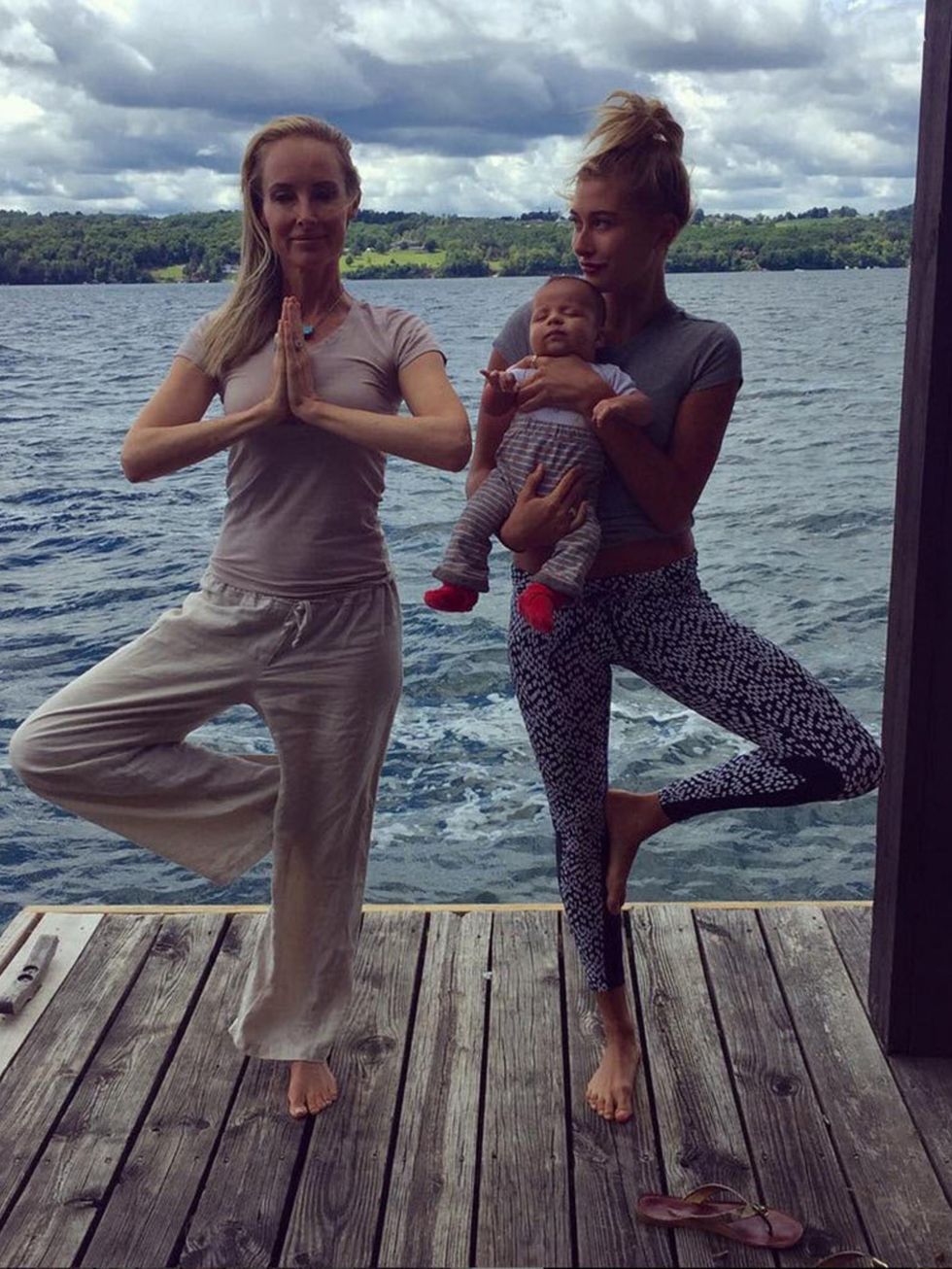 <p><span style="line-height:1.6">'Fitness + babysitting @chynna_phillips'</span></p>