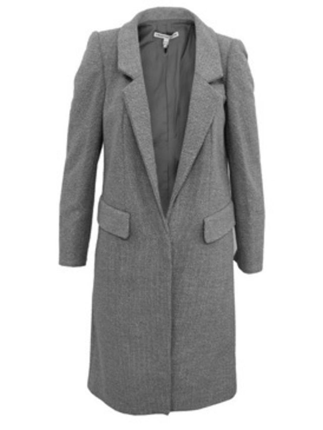 1287941599-instant-outfit-the-new-coat