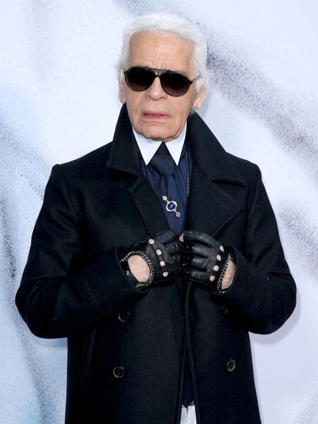 <p>Fresh from shooting <a href="http://www.elleuk.com/news/Fashion-News/check-out-chanel-s-a-w-campaign%21">Chanel's a/w 2010 campaign</a> in New York, Karl Lagerfeld is right now photographing some of the world's most beautiful faces in Paris for next ye