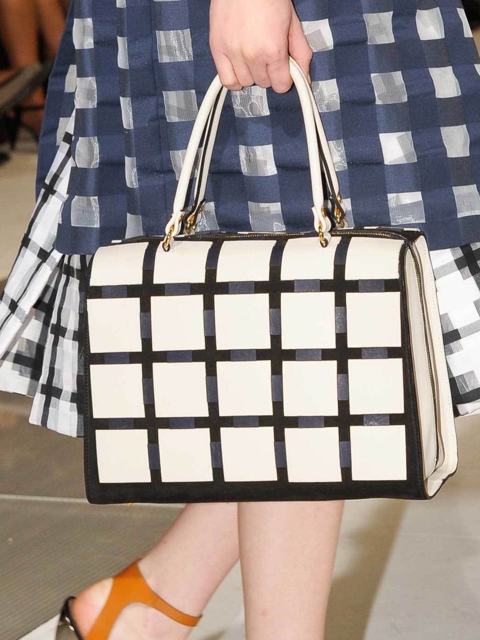 <p>Accessories at <a href="http://www.elleuk.com/fashion/news/marni-cleans-up-for-spring-summer-13">Marni</a> spring/summer 2013 </p>