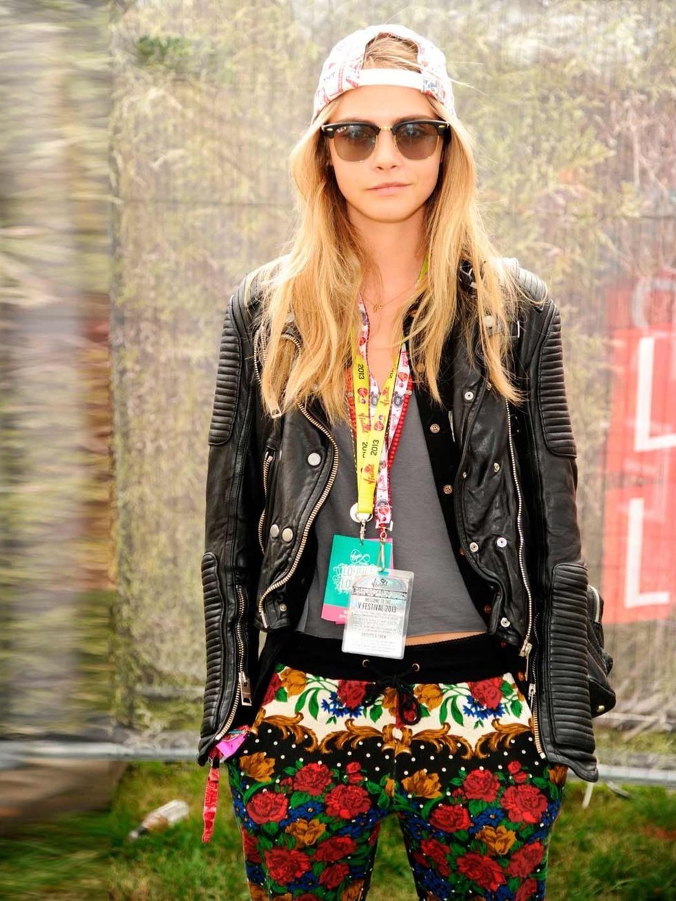 <p>Cara Delevingne in <a href="http://www.elleuk.com/fashion/what-to-wear/burgundy">Minkpink</a> at the V festival, August 2013.</p>