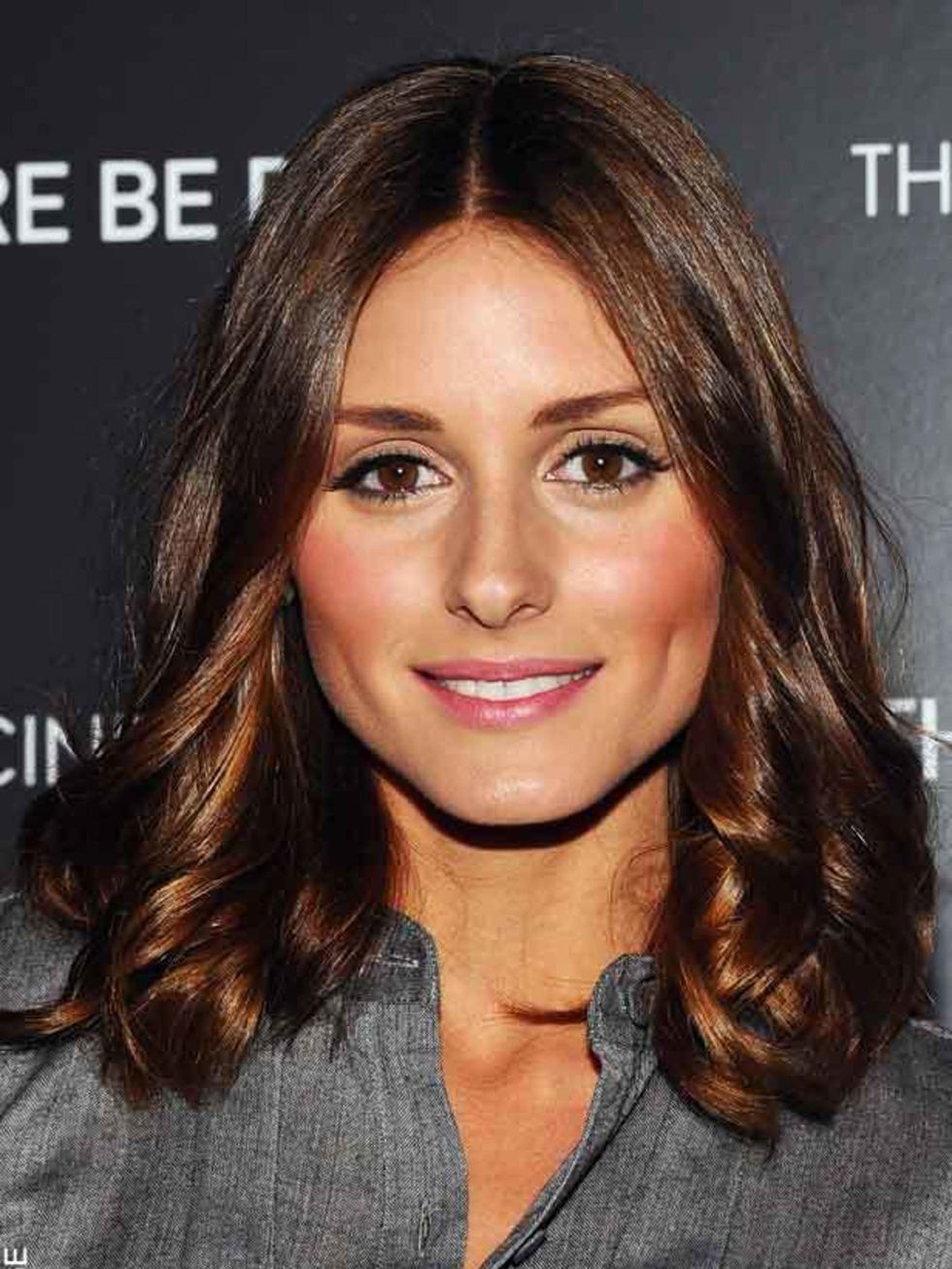 <p><a href="http://www.elleuk.com/starstyle/style-files/(section)/olivia-palermo">Click here to see Olivia's style file...</a></p>
