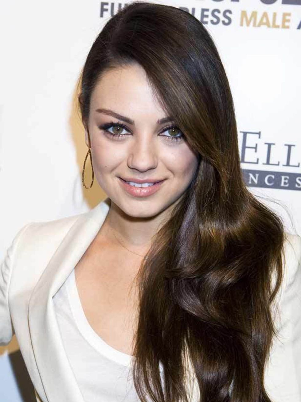 <p><a href="http://www.elleuk.com/news/Beauty-News/mila-kunis-7-000-red-carpet-facial">Read about the facial with a difference that Mila loves...</a></p>