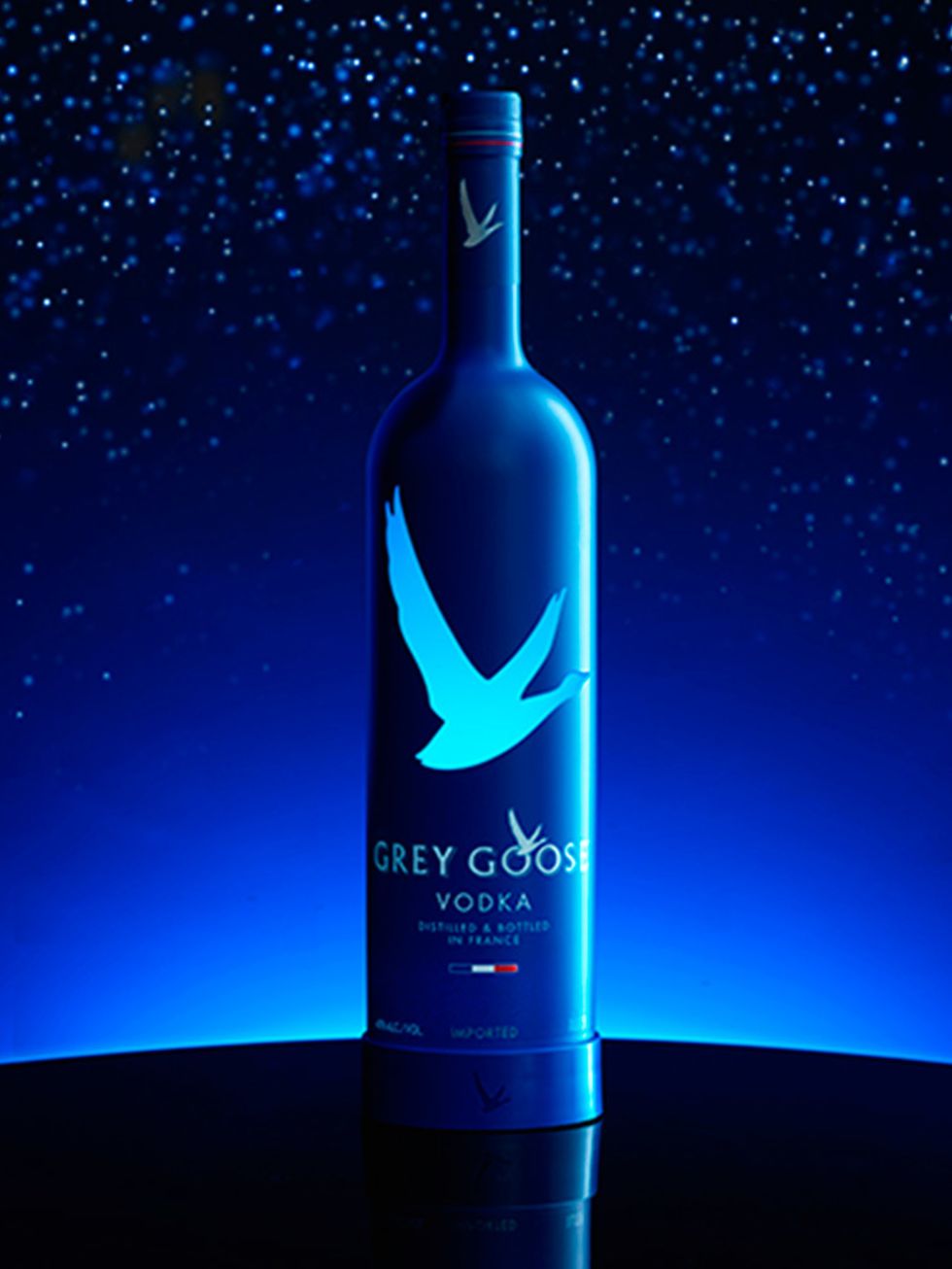 <p><strong>EVENT: GREY GOOSE LA NUITE DES ETOILES </strong></p>

<p>On 4 September Grey Goose will be providing the entertainment for the Elton John AIDS Foundation Woodside End of Summer Party in the grounds of Elton Johns and David Furnishs Windsor 