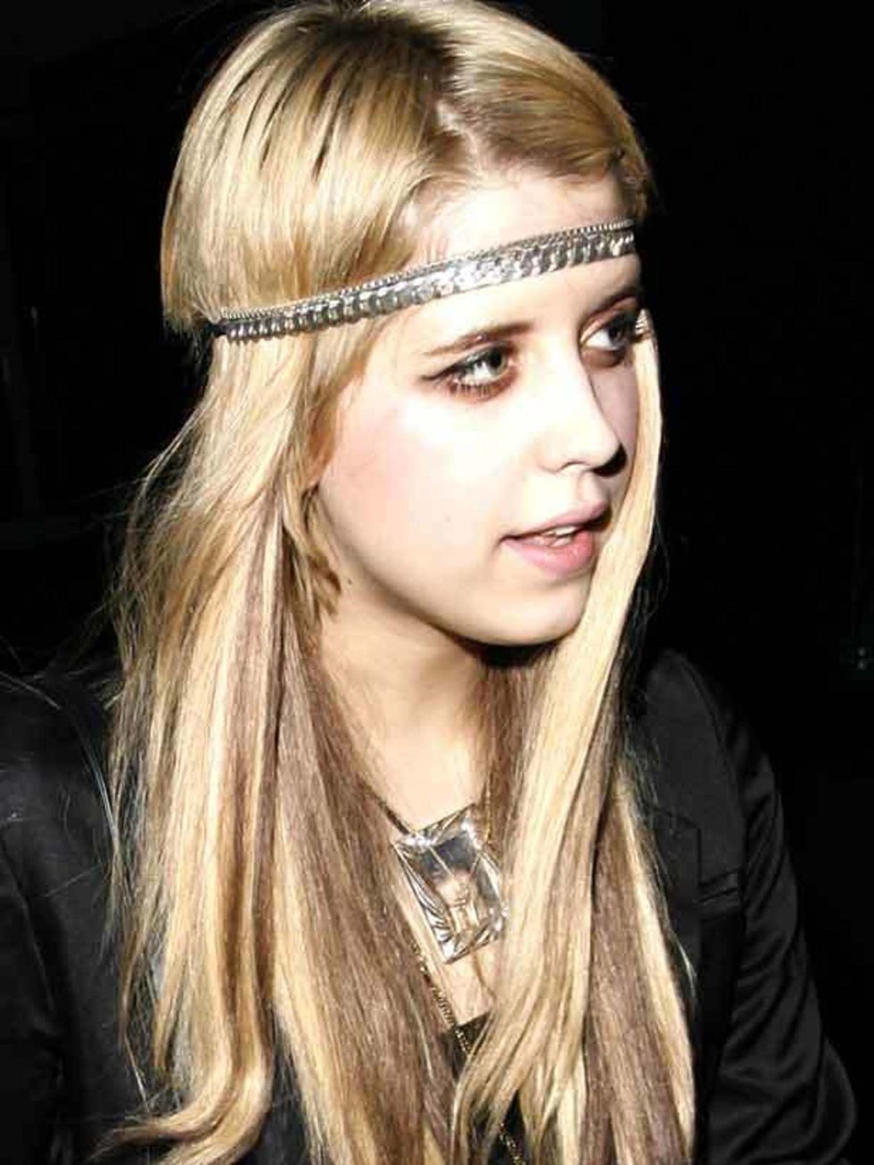 <p><a href="http://www.elleuk.com/starstyle/get-the-look/peaches-geldof__1">Click here to get Peaches' look</a></p>