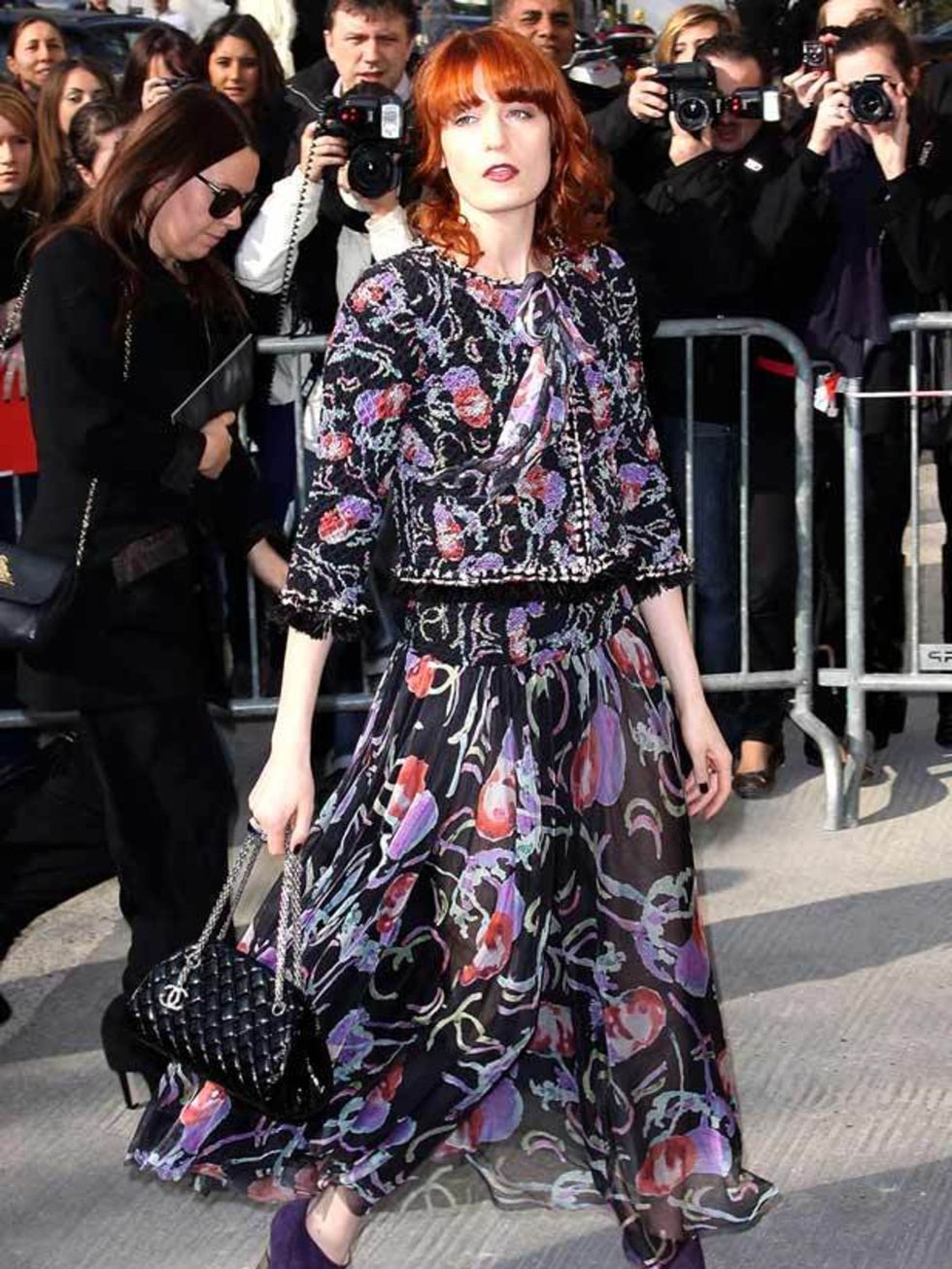<p><a href="http://www.elleuk.com/starstyle/style-files/%28section%29/florence-welch">Florence Welch</a> arriving at the Chanel show,  8 March 2011</p>