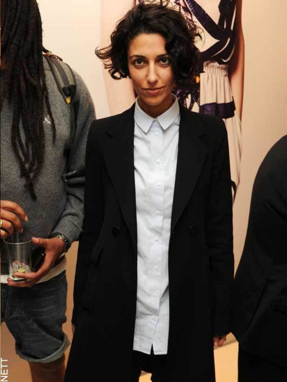 <p>Trend forcaster <a href="http://www.elleuk.com/content/search?SearchText=Yasmin+Sewell">Yasmin Sewell</a> channels minimalism at the Mother of Pearl Pop Up Shop party in London, 12th April, 2011</p>