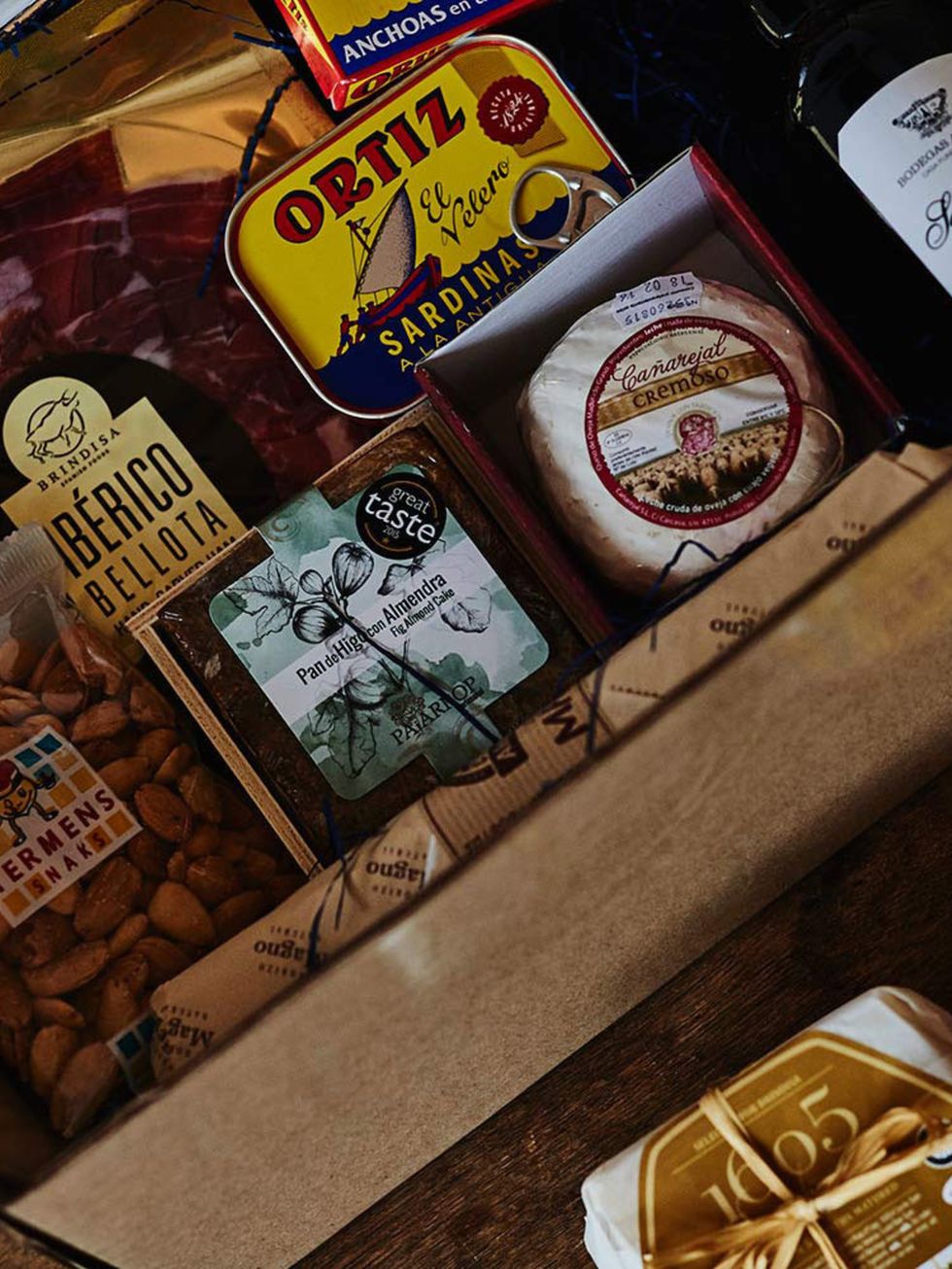 <p><strong><a href="http://brindisa.com" target="_blank">Brindisa</a> - Artisan Selection Box, £55</strong></p>

<p>Brindisa has taken its best-selling food and packed it into this delightful artisan box. Full to the brim of hand-carved Iberico belloa jam