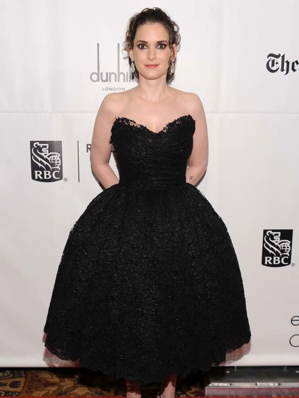 <p>Winona Ryder in <a href="http://www.elleuk.com/catwalk/collections/dolce-gabbana/spring-summer-2011">Dolce &amp; Gabbana</a> at IFP's 20th Anniversary Gotham Independent Film Awards in New York, 29 November 2010</p>