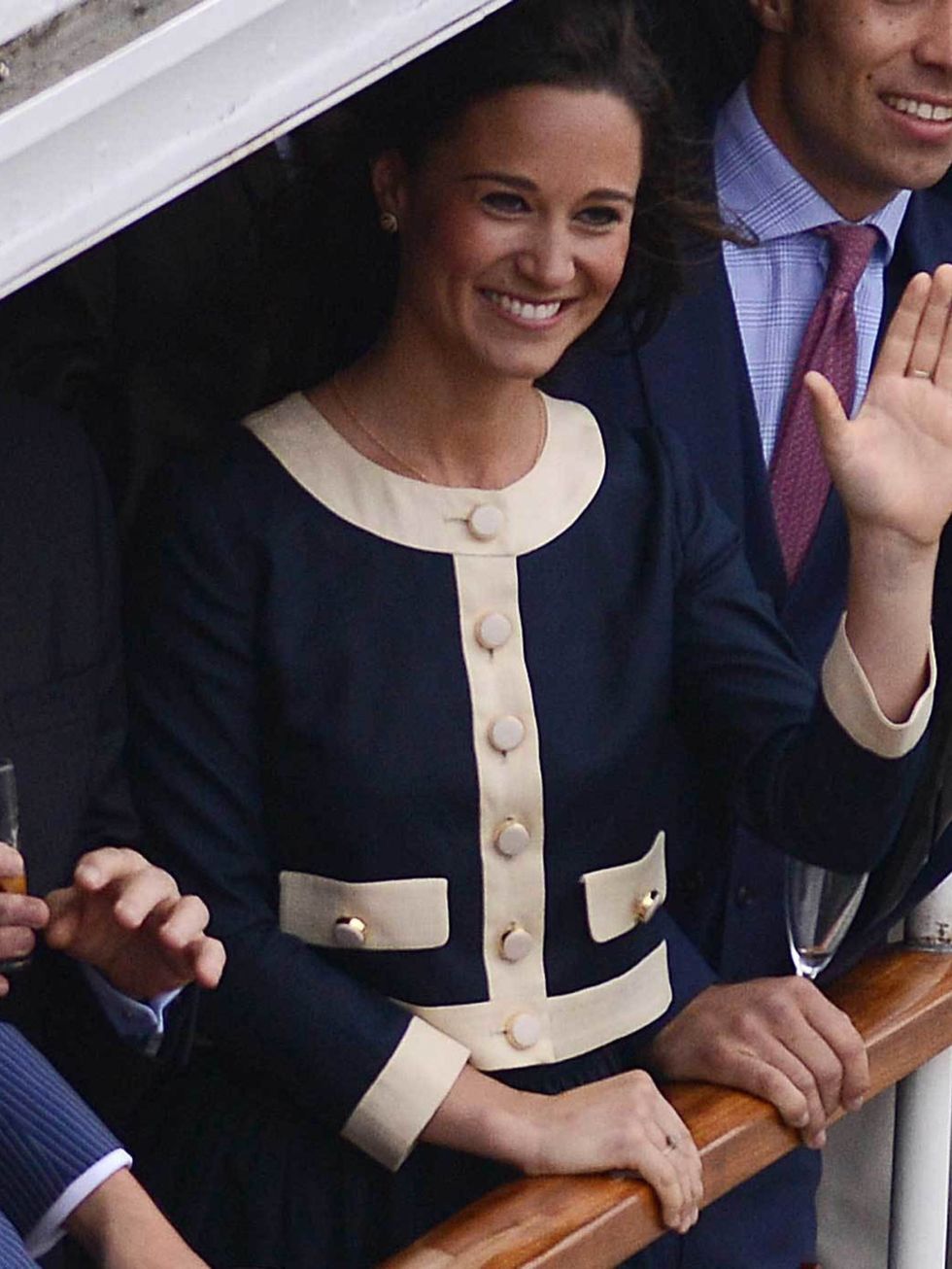<p><a href="http://www.elleuk.com/star-style/celebrity-style-files/pippa-middleton">Pippa Middleton</a> in Orla Kiely on the Royal Jubilee flotilla during The Queen's Diamond Jubilee celebrations</p>