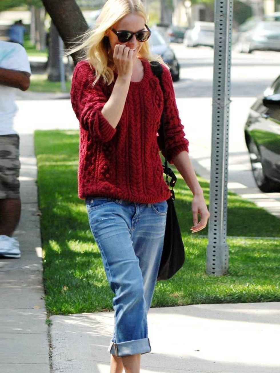 <p><a href="http://www.elleuk.com/starstyle/style-files/(section)/kate-bosworth">Kate Bosworth</a> works an off-duty LA look in a cable knit sweater and boyfriend jeans</p>