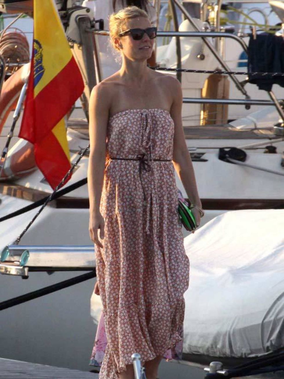 <p><a href="http://www.elleuk.com/starstyle/style-files/(section)/gwyneth-paltrow">Gwyneth Paltrow</a> looking effortlessly chic on holiday</p>