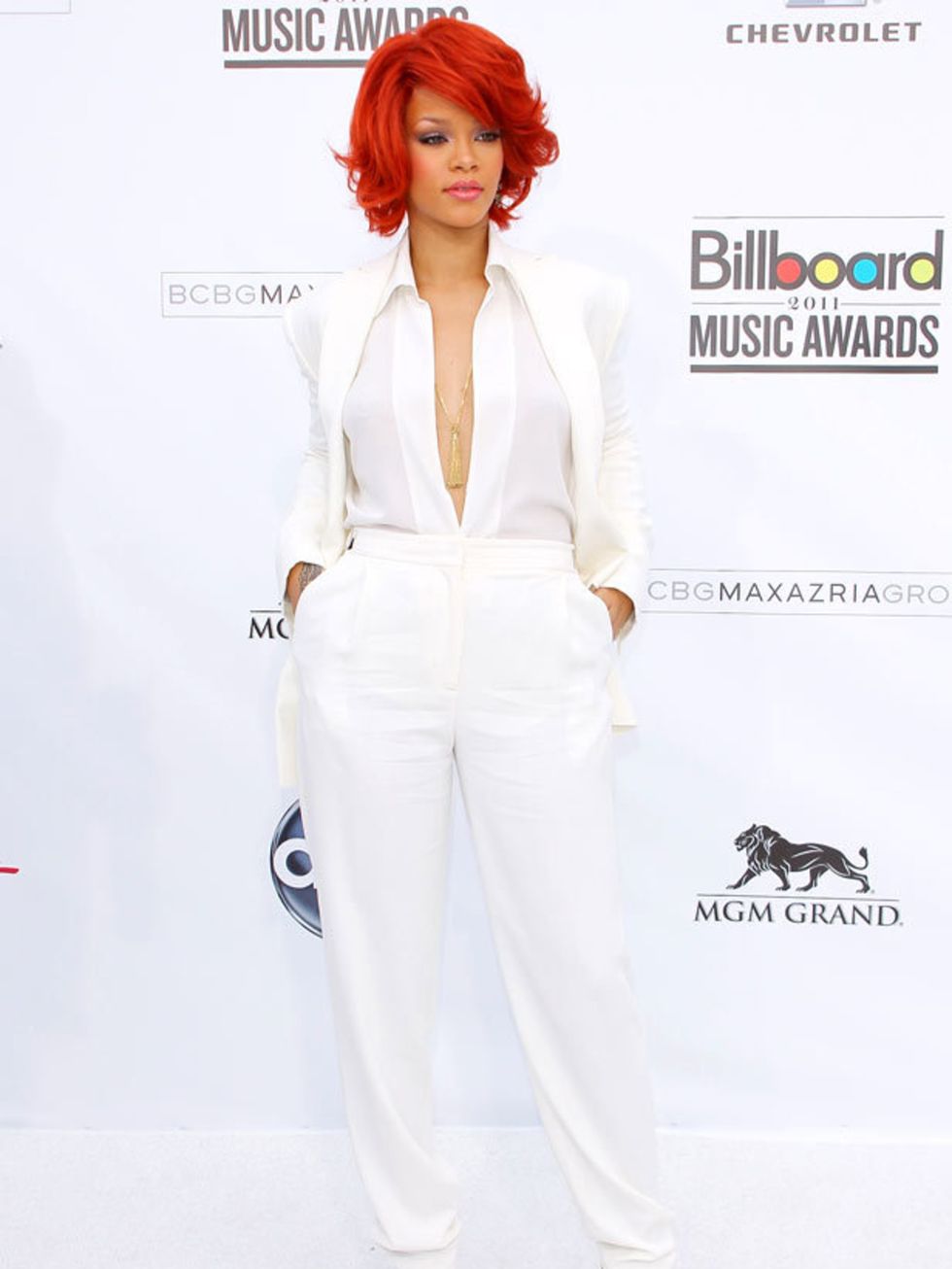 <p><a href="http://www.elleuk.com/starstyle/style-files/(section)/rihanna">Rihanna</a> wearing a crisp white <a href="http://www.elleuk.com/catwalk/collections/max-azria/">Max Azria</a> suit to the <a href="http://www.elleuk.com/news/fashion-news/beyonce-