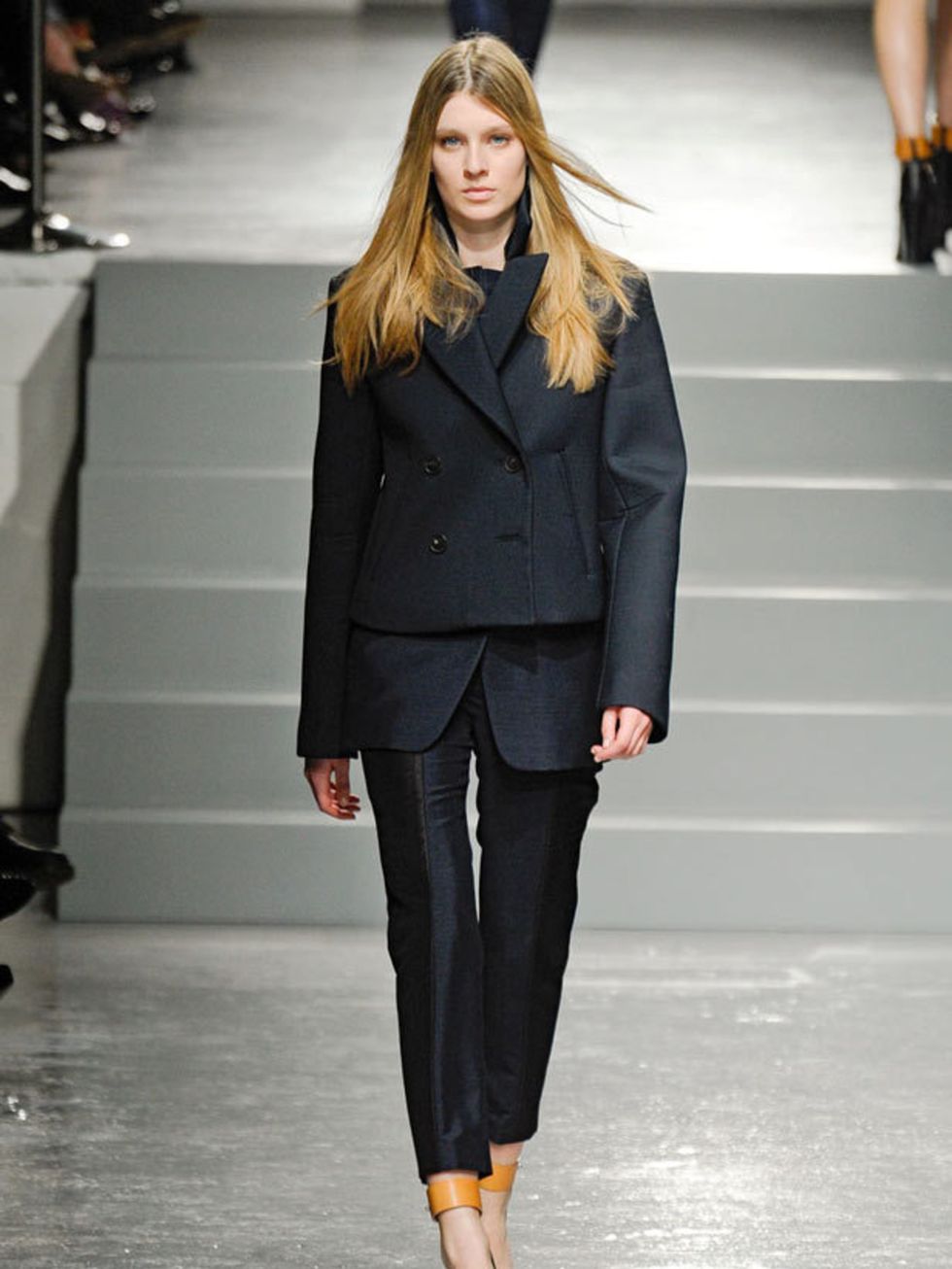 <p><a href="http://www.elleuk.com/catwalk/collections/aquascutum/autumn-winter-2011">Aquascutum A/W 2011</a></p>