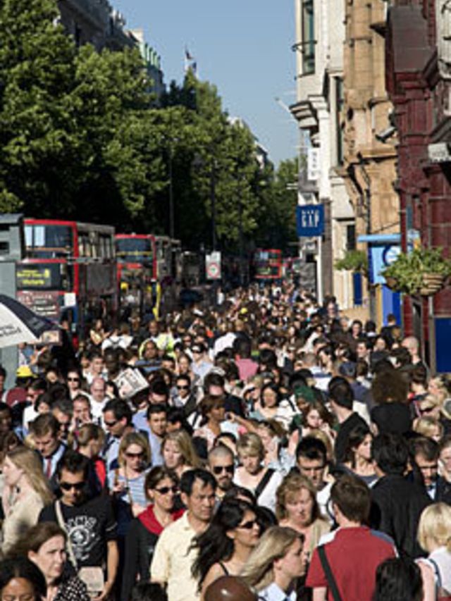 <p>NearLondon is launching a website showcasing a virtual West End that will display everything that is in store on Oxford Street, Regent Street, Leicester Square and Bond Street.</p><p>The site created by the Near West End Company will be so life-like th