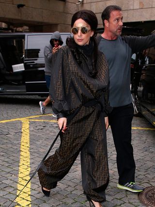 Lady Gaga op stap in Praag, oktober 2014.