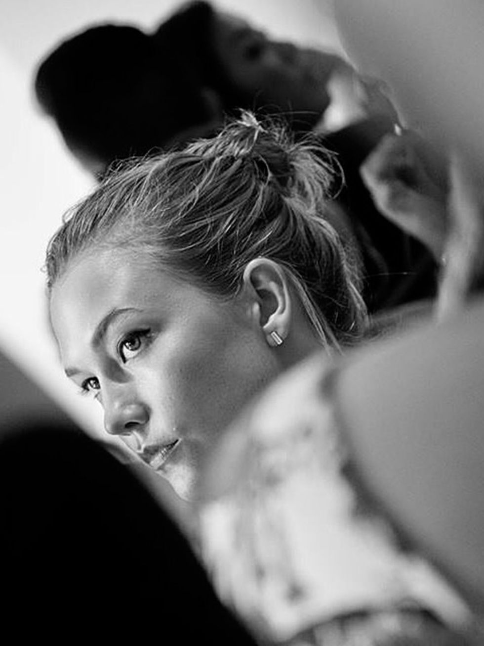 Karlie Elizabeth Kloss
(@supermodelkarlie)

'#Supermodel #KarlieKloss backstage at #OscarDeLaRenta Spring RTW 2015 yesterday#NYFW // 09.09.14 // captured and regrammed from @imxavimenos, his is so beautiful'
