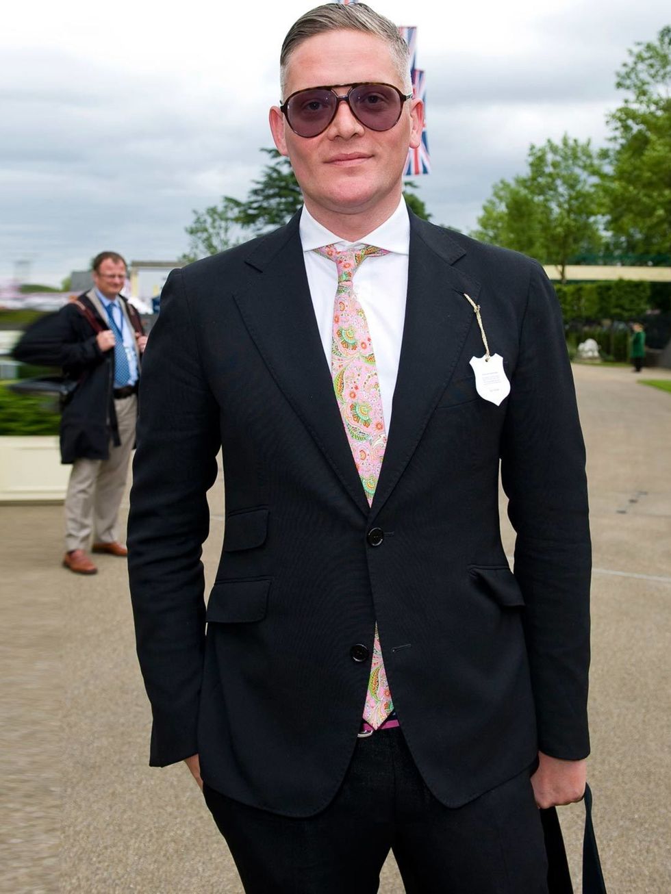 <p><a href="http://www.elleuk.com/fashion/news/giles-deacon-burns-through-lfw">Giles Deacon</a> attends Day 4, Royal Ascot 2012.</p>