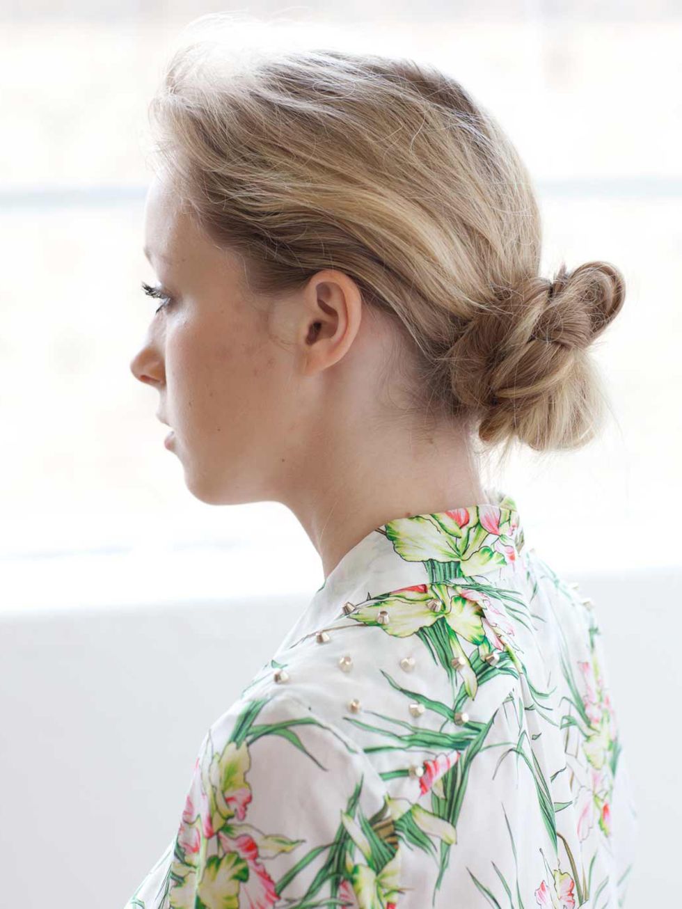 <p><strong>The Look: </strong>A plait twisted and pinned to look like a knotted bun. This is an easy look to create.</p><p><strong>Best worn at: </strong>A really versatile look this could be worn at weddings, nights out or even on the beach.</p><p><stron