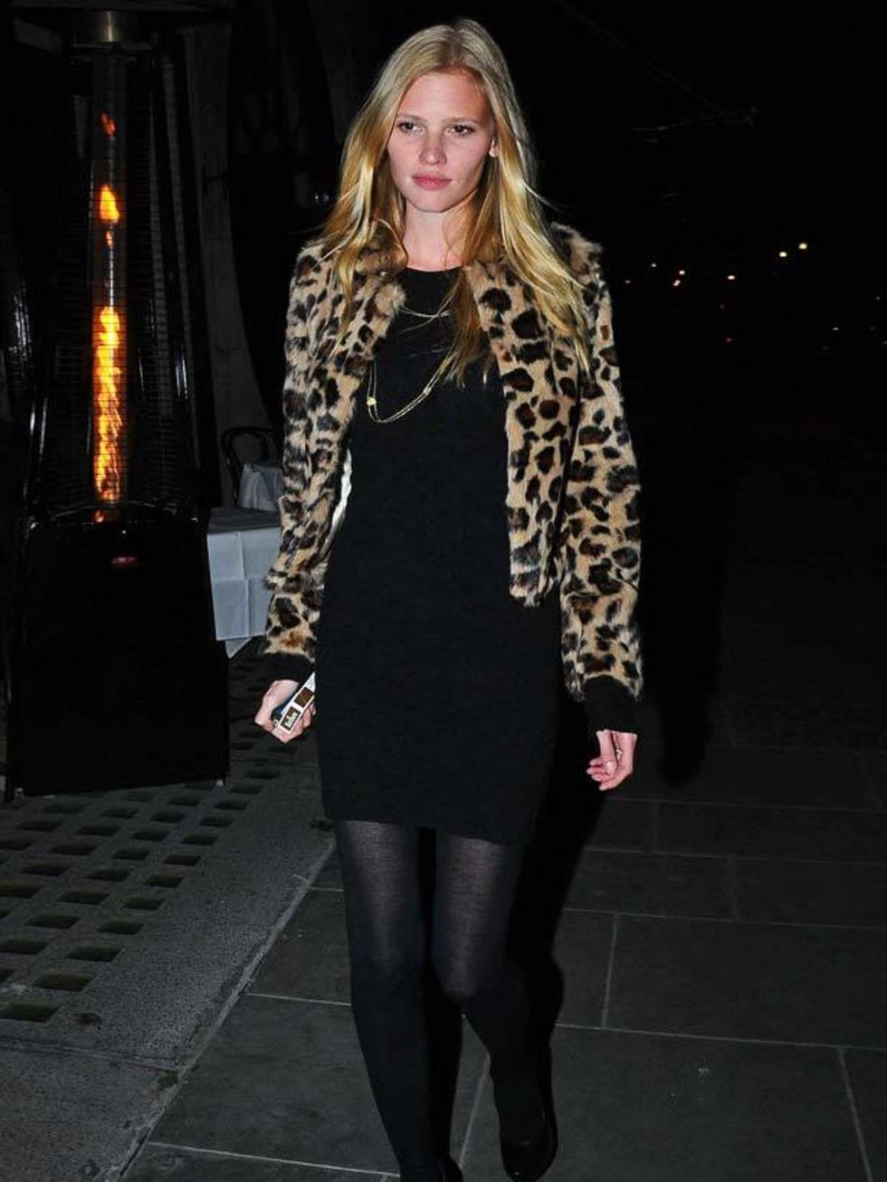 <p><a href="http://www.elleuk.com/starstyle/style-files/%28section%29/lara-stone">Lara Stone</a> out in London's Mayfair</p>