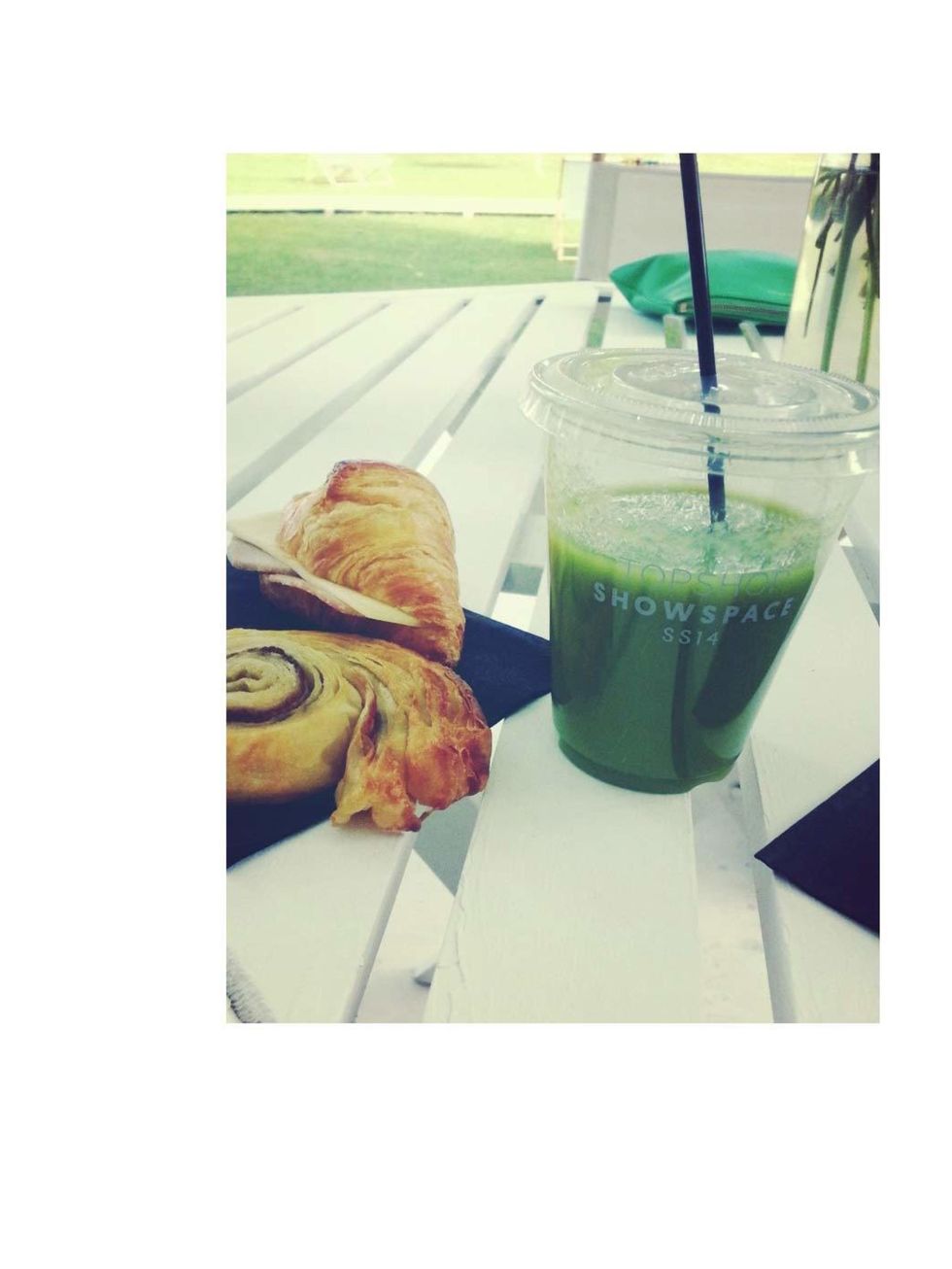 <p>Green juices and cinnamon buns for breakfast</p>