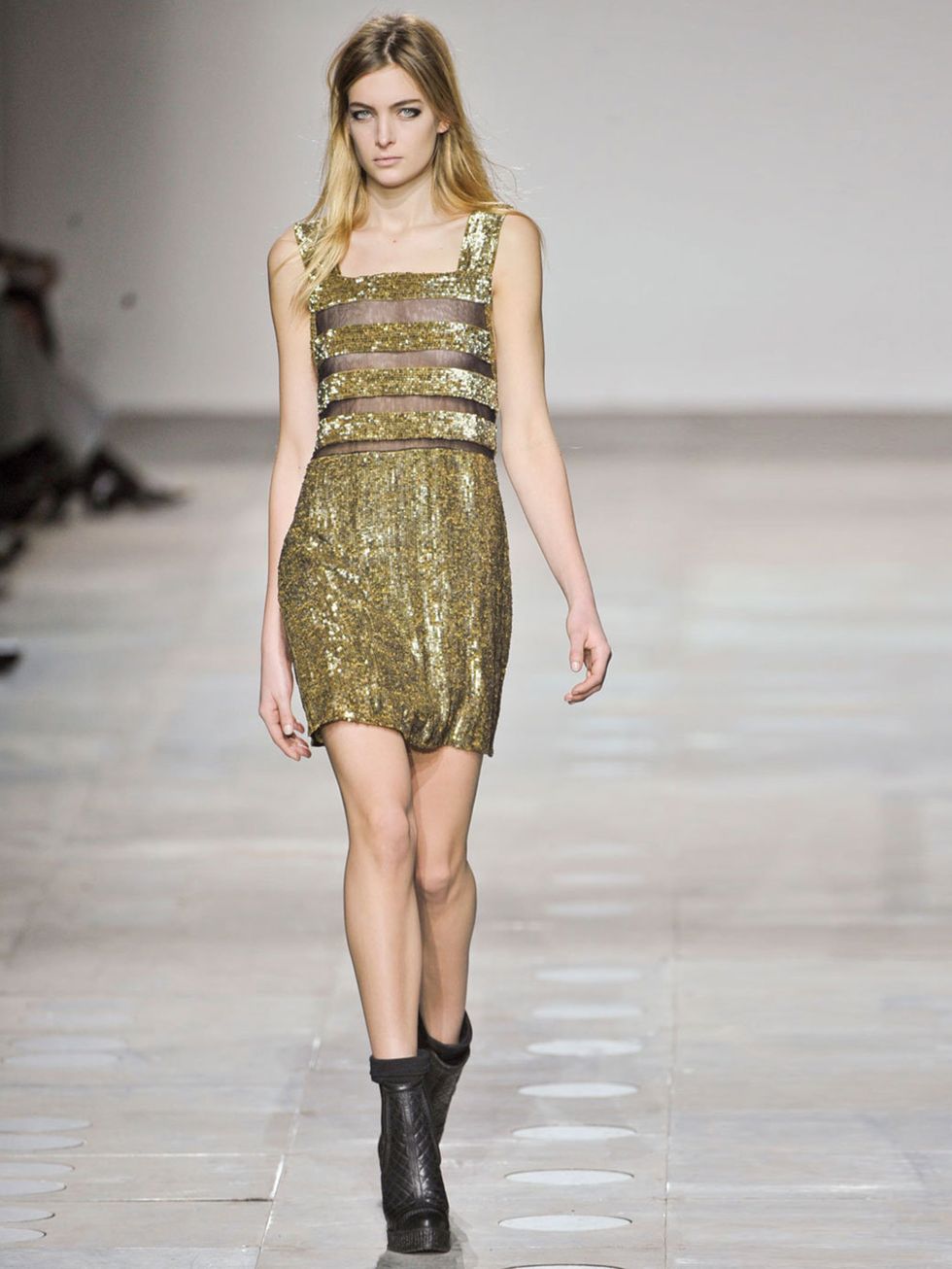 <p>The basis for Hemingway's dress from the AW12 Unique show</p>