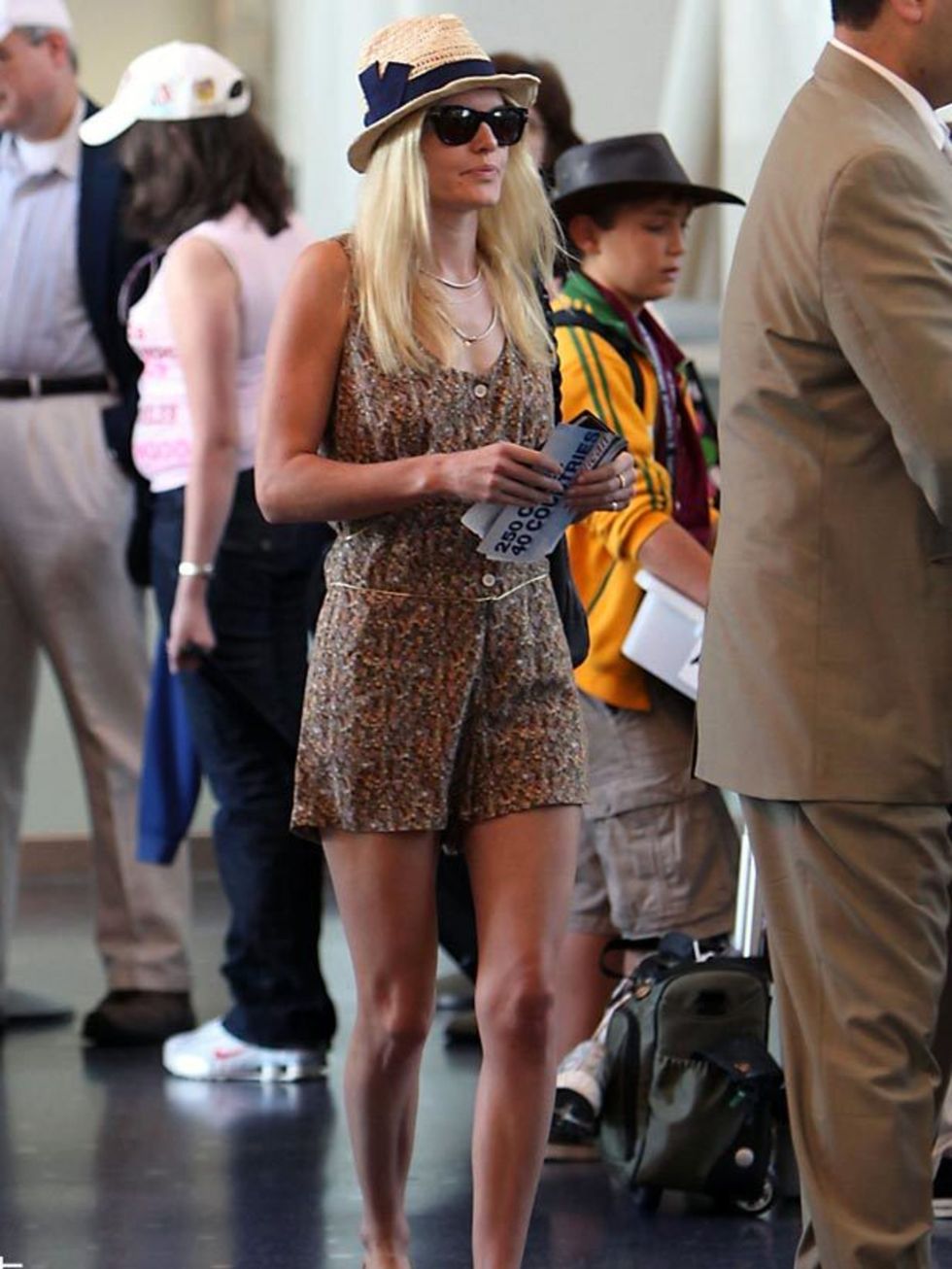<p>Kate Bosworth teaming her fedora with a playsuit </p>
