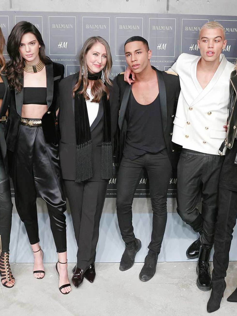 Jourdan Dunn, Kendall Jenner, Ann Sofie Johansson, Olivier Rousteing, Dudley O'Shaughnessy and Gigi Hadid backstage at the H&M x Balmain show in New york, October 2015.