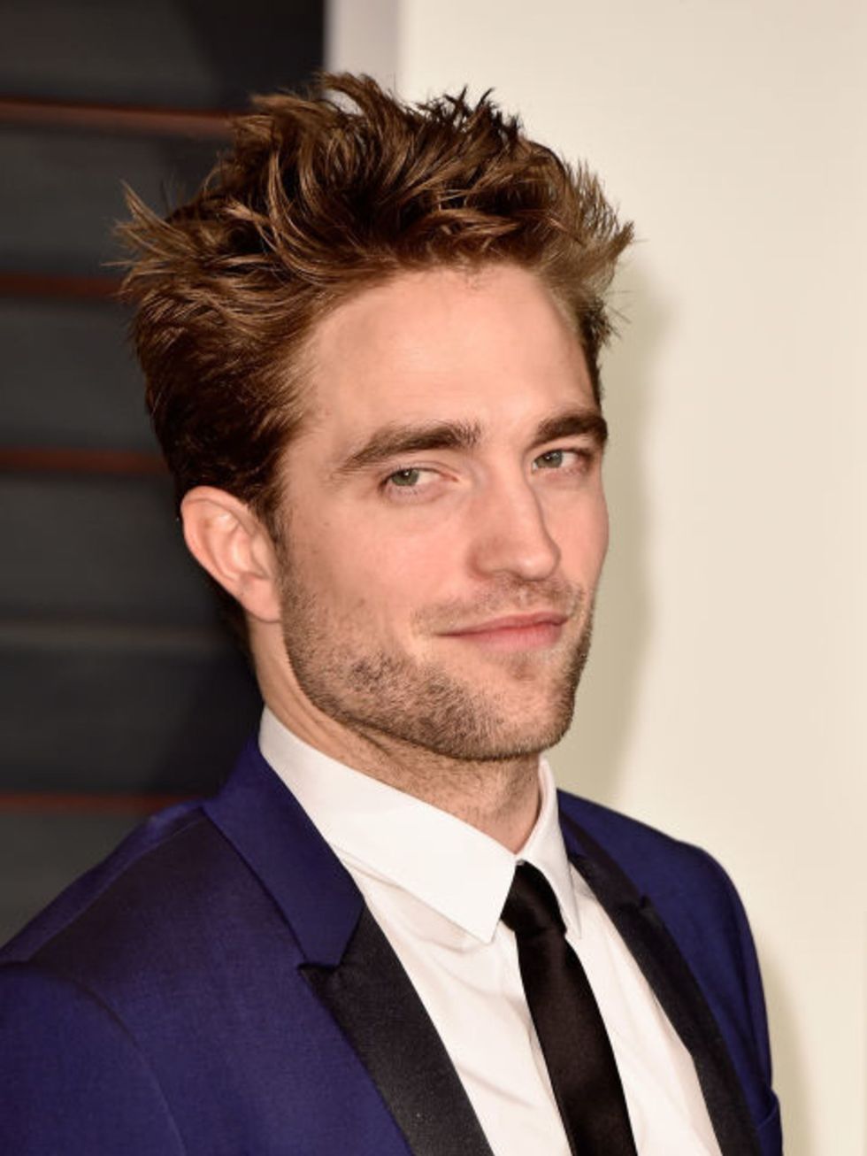 <p><strong>ROBERT PATTINSON HATES EDWARD AND 'TWILIGHT' IN GENERAL</strong></p>

<p>Robert Pattinson hates <em>Twilight</em>, hates Edward, and hates how everyone likes both. (P.S. There's even <a href="http://robertpattinsonhatingtwilight.tumblr.com/" st