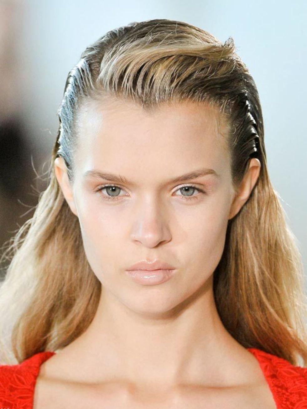 <p>It's back! Wet-look hair looks set to be big next season. It started in New York with shine and evolved to full-on wet hair in London, in fact the hair at Giles was literally wet as Paul Hanlon sent all 40+ models down the catwalk with freshly washed h