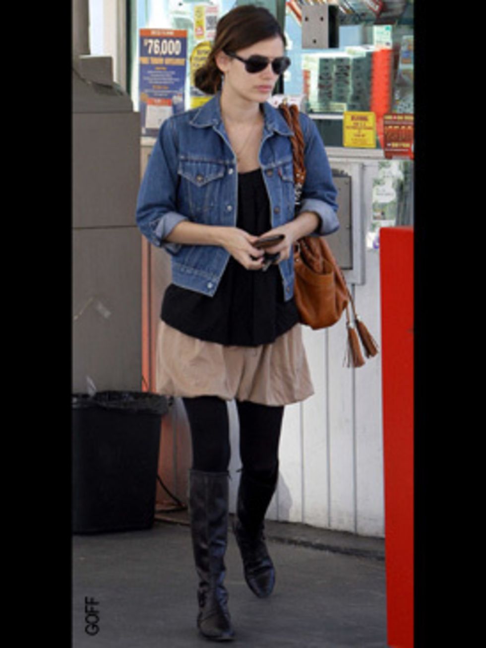 <p>Even in L.A the riding boot is everyone's footwear of choice</p>