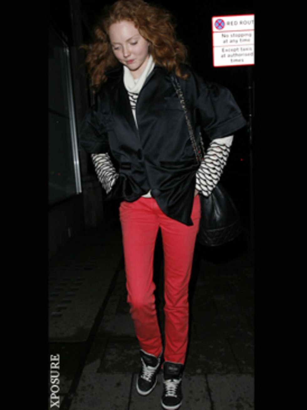 <p>Lily Cole in bright hot jeans</p>