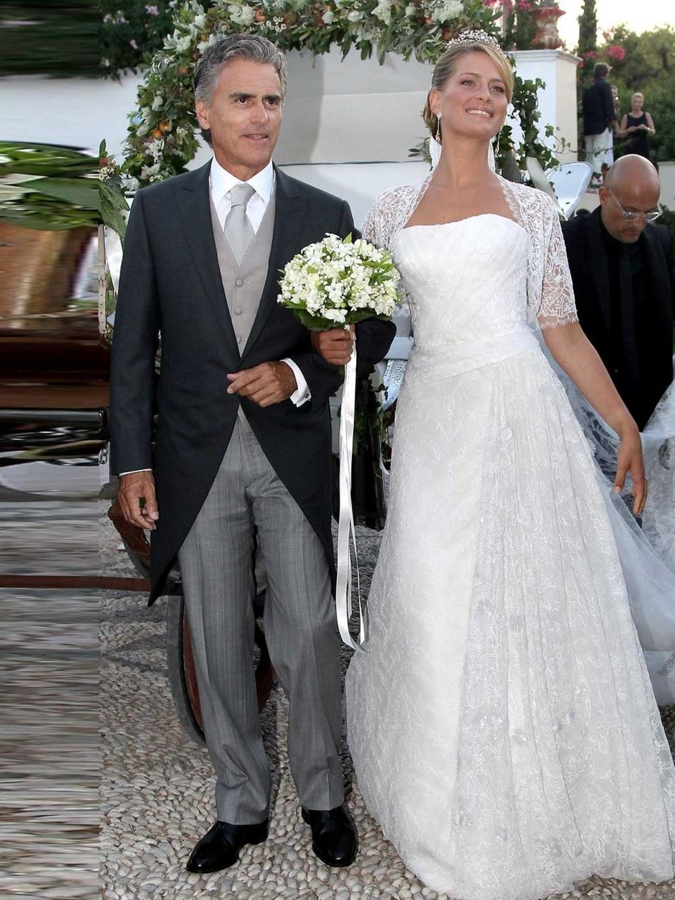 <p>Miss Tatiana Blatnik wore an Angel Sanchez designed dress for her wedding to Greek prince, Prince Nikolaos.</p>