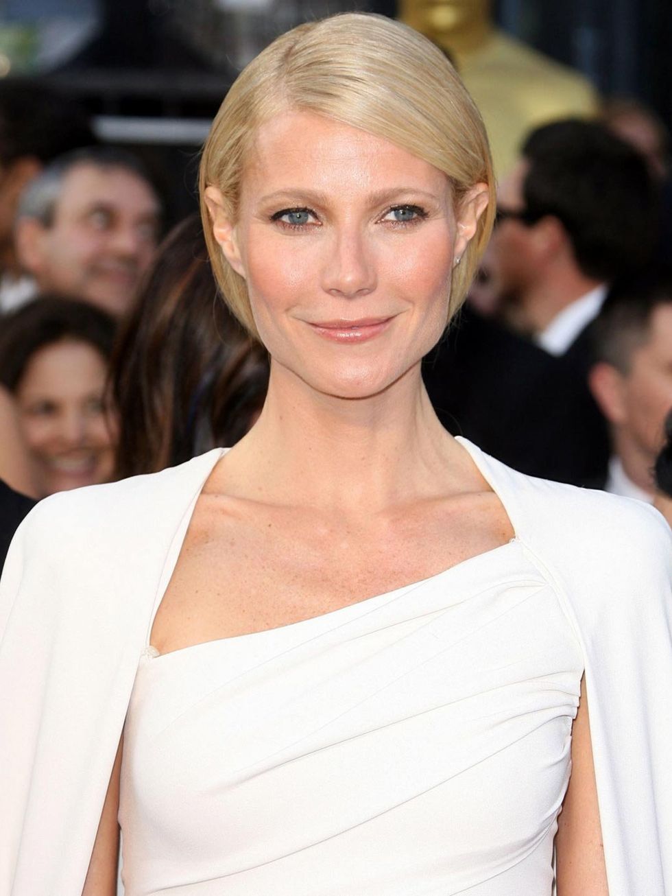 <p>Gwyneth Paltrow in Tom Ford at the 2012 Oscars</p>