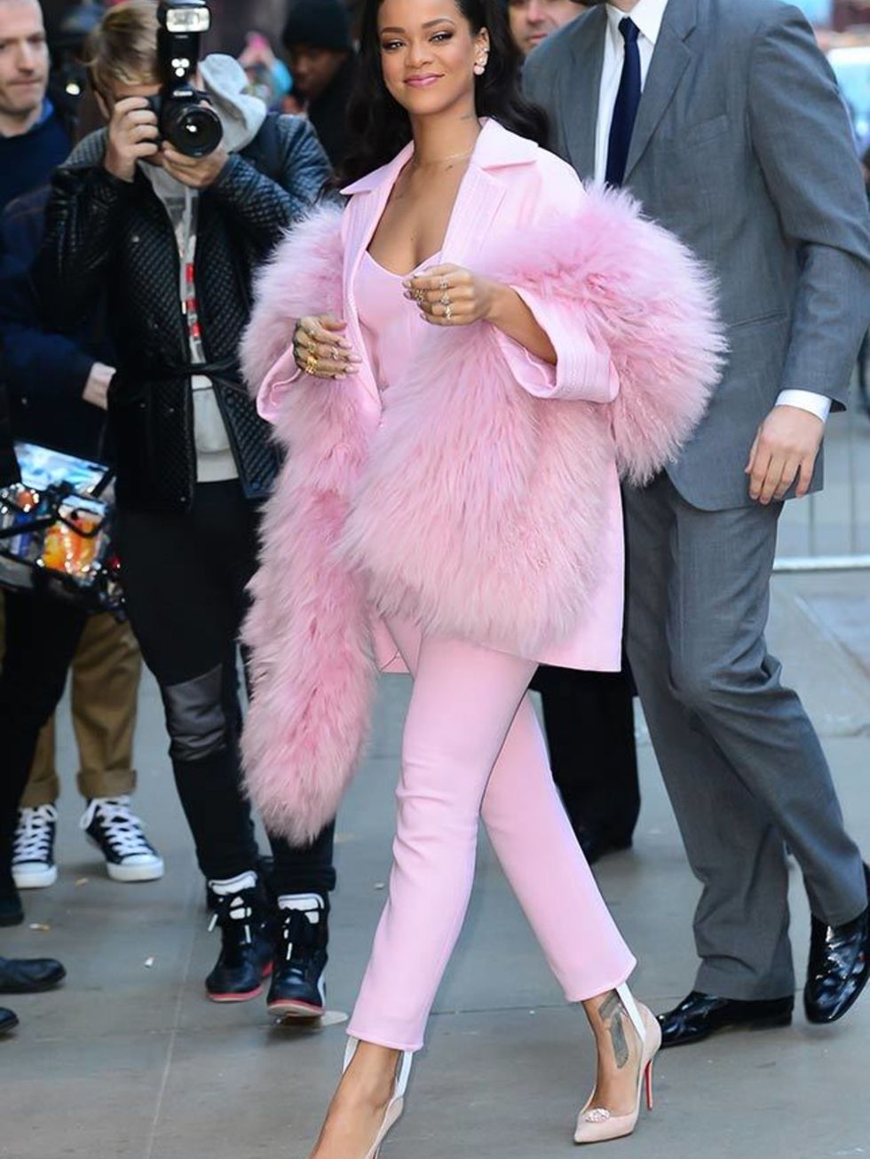 Rihanna Street Style - Fashion